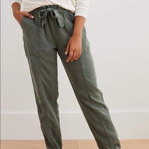 Aerie Cargo Jogger Pants